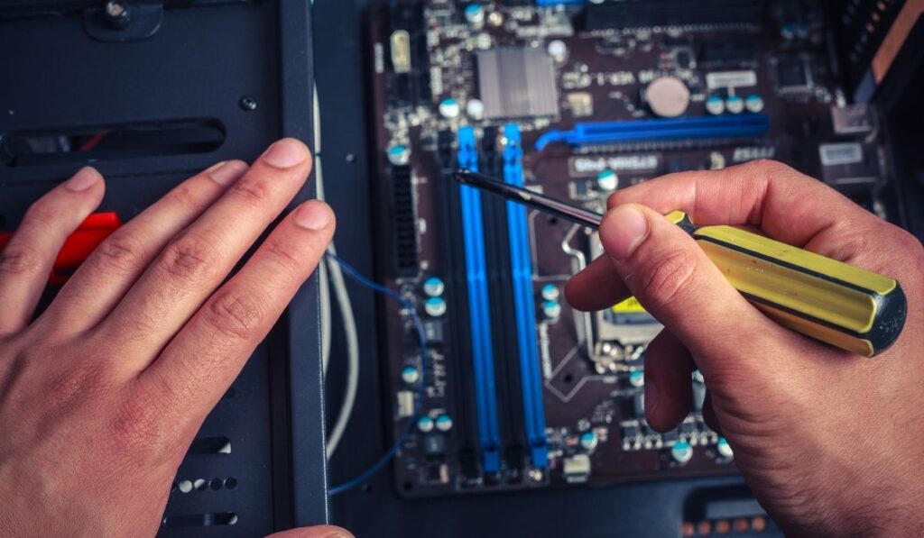 Reperation av söndrig dator